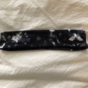 black and white Marble Lulu headband | used